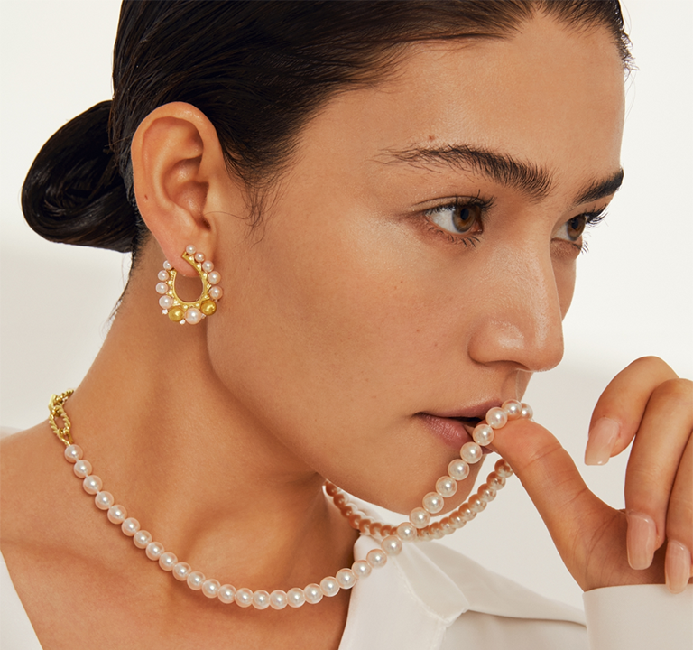 EARRINGS EARRINGS